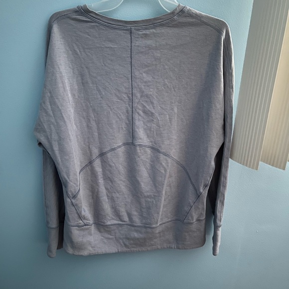 Lululemon blue crewneck sweatshirt double sided - Picture 2 of 2